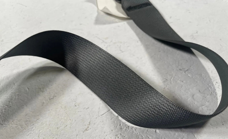 Load image into Gallery viewer, 2024 - 2026 HYUNDAI IONIQ 5 REAR RIGHT PASSENGER SEAT BELT RETRACTOR # 112584
