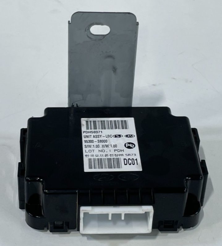 Load image into Gallery viewer, 2020 - 2022 HYUNDAI PALISADE LDC POWER CONVERTER INVERTER MODULE UNIT # 101304
