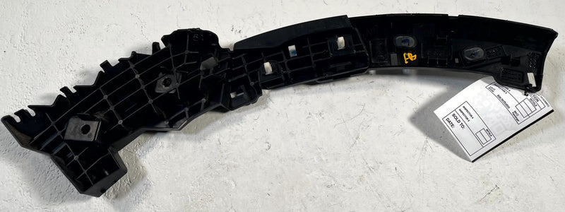 Load image into Gallery viewer, 2022 - 2024 HYUNDAI IONIQ 5 FRONT RIGHT PASSENGER SIDE BUMPER BRACKET # 114075
