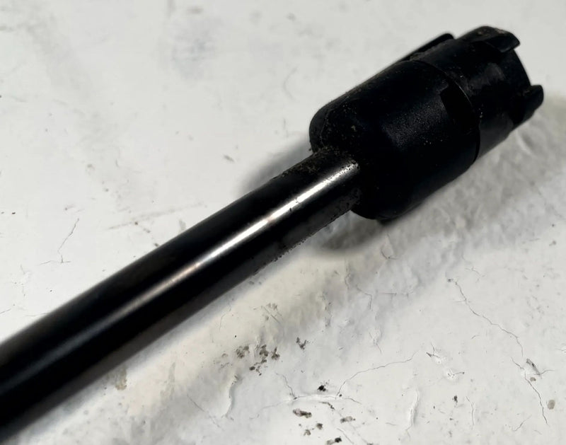 Load image into Gallery viewer, 2022-2026 HYUNDAI IONIQ 5 FRONT LEFT &amp; RIGHT SIDE HOOD SHOCK STRUT SET # 114069
