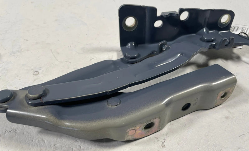 Load image into Gallery viewer, 2023-2025 HYUNDAI IONIQ 6 HOOD BONNET LEFT &amp; RIGHT SIDE HINGE SUPPORT # 110842
