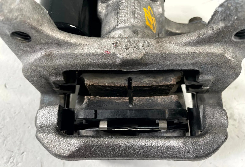 Load image into Gallery viewer, 2025 - 2026 CHEVROLET EQUINOX REAR LEFT DRIVER SIDE DISC BRAKE CALIPER # 111353
