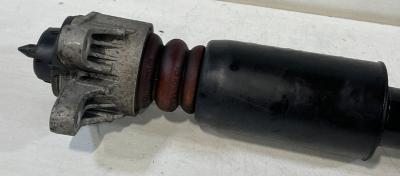 Load image into Gallery viewer, 2019 - 2024 BMW 330i REAR LEFT OR RIGHT SIDE SHOCK STRUT ABSORBER 2.0L # 98469
