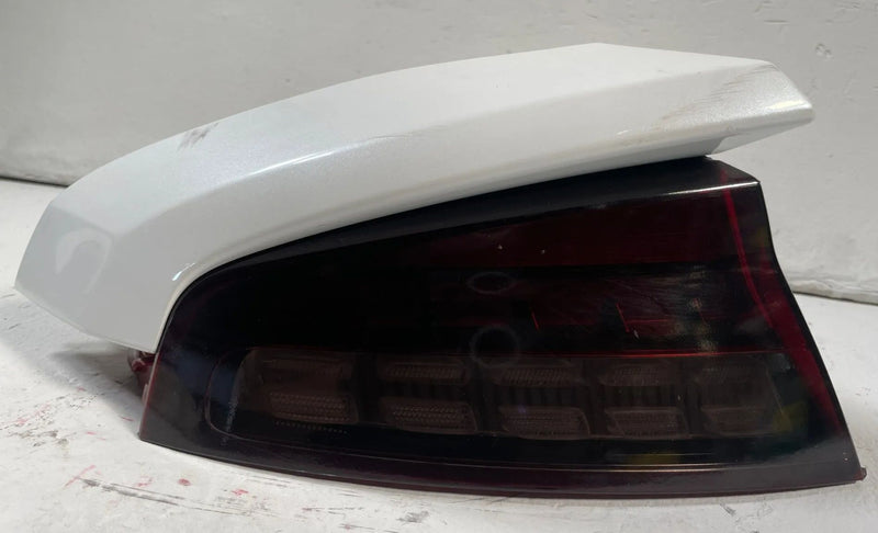 Load image into Gallery viewer, 2022 - 2023 KIA STINGER REAR LEFT SIDE QUARTER PANEL TAIL LAMP LIGHT # 110826
