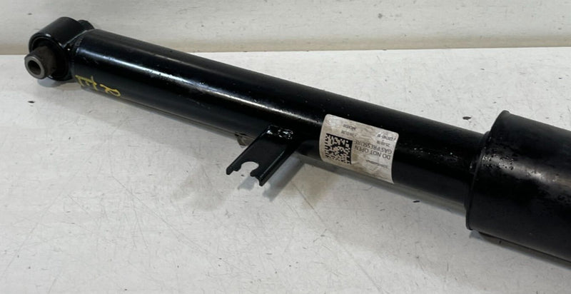 Load image into Gallery viewer, 2019 - 2024 BMW 330i REAR LEFT OR RIGHT SIDE SHOCK STRUT ABSORBER 2.0L # 98469
