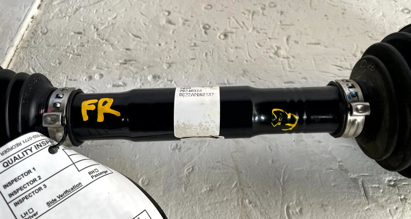 Load image into Gallery viewer, 2021-2025 HYUNDAI SANTA FE FWD FRONT RIGHT AXLE SHAFT HALFSHAFT 2.5L # 113219
