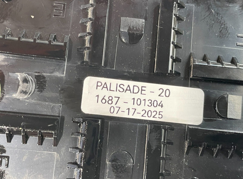 Load image into Gallery viewer, 2020 - 2022 HYUNDAI PALISADE LDC POWER CONVERTER INVERTER MODULE UNIT # 101304
