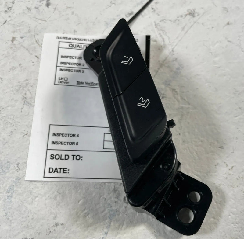 Load image into Gallery viewer, 2022-2024 KIA EV6 FRONT LEFT DRIVER SIDE DOOR MEMORY SEAT CONTROL SWITCH #109889
