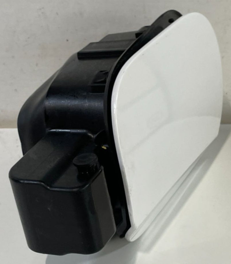 Load image into Gallery viewer, 2020-2022 HYUNDAI PALISADE FUEL TANK FILLER POCKET DOOR LID COVER WHITE # 101308
