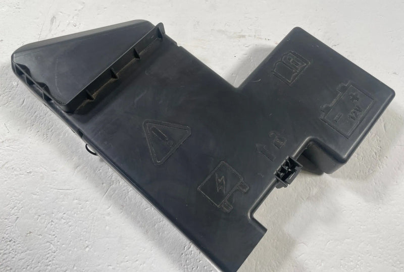 Load image into Gallery viewer, 2020 - 2026 FORD EXPLORER FRONT UPPER BATTERY TRAY COVER PANEL BRACKET # 111045
