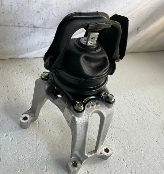 2022 - 2026 ACURA MDX ENGINE MOTOR REAR MOUNT SUPPORT BRACKET 3.5L