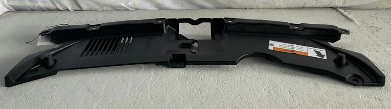 Load image into Gallery viewer, 2023-2026 HONDA HR-V FRONT RADIATOR CORE UPPER SIGHT SHIELD COVER TRIM # 112681
