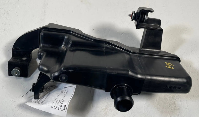 Load image into Gallery viewer, 2025 - 2026 ACURA ADX ENGINE AIR CLEANER INTAKE RESONATOR CHAMBER # 113936

