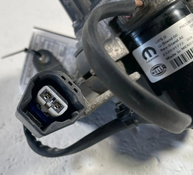 Load image into Gallery viewer, 2018 - 2026 JEEP GLADIATOR WRANGLER BRAKE BOOSTER VACUUM AIR PUMP 3.6L # 114124
