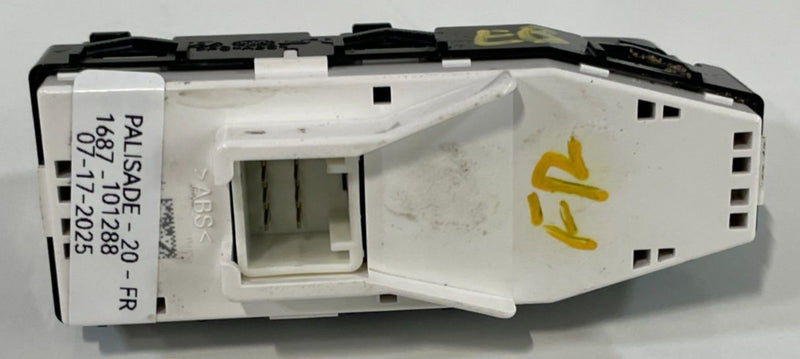 Load image into Gallery viewer, 20-22 HYUNDAI PALISADE FRONT RIGHT SIDE DOOR WINDOW LOCK UNLOCK SWITCH # 101288
