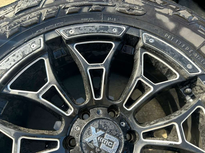 Load image into Gallery viewer, FOR 19-25 CHEVROLET SILVERADO 1500 XD KMC 20x12 WHEEL RIM W/ TIRE (SET#4) 106180
