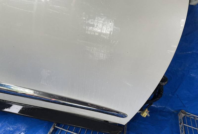 Load image into Gallery viewer, ⭐⭐13-17 INFINITI JX35 QX60 FRONT RIGHT SIDE DOOR ASSEMBLY WHITE # NB1-DRU1731⭐⭐
