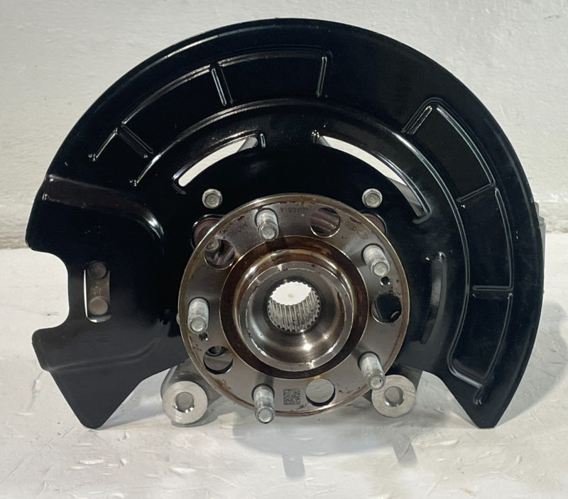 Load image into Gallery viewer, 2020-25 HYUNDAI PALISADE FWD FRONT RIGHT SPINDLE KNUCKLE W/ BEARING HUB # 104113
