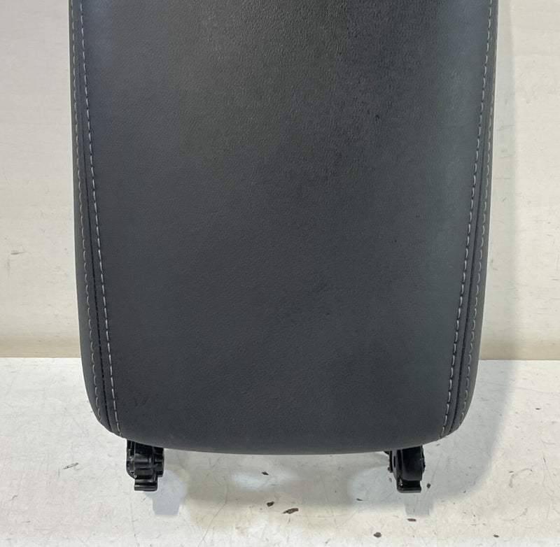 Load image into Gallery viewer, 2023-2025 HONDA HR-V EX-L CENTER CONSOLE ARM REST ARMREST LID COVER BLACK #99029
