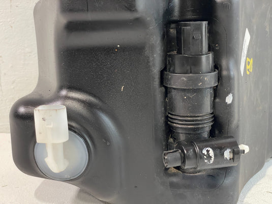 ⭐⭐ 2017-2019 INFINITI QX30 WINDSHIELD WASHER RESERVOIR TANK BOTTLE W/ NECK ⭐⭐