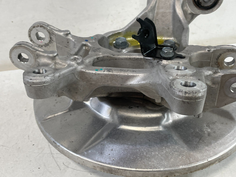 Load image into Gallery viewer, 23-25 HONDA HR-V REAR RIGHT PASSENGER SIDE SPINDLE KNUCKLE W/ HUB 2.0L # 100740
