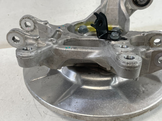 23-25 HONDA HR-V REAR RIGHT PASSENGER SIDE SPINDLE KNUCKLE W/ HUB 2.0L