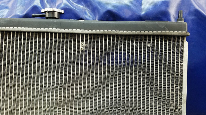 Load image into Gallery viewer, 2007 - 2012 NISSAN SENTRA RADIATOR ASSEMBLY AUTO TRANSMISSION 2.0L # 71940
