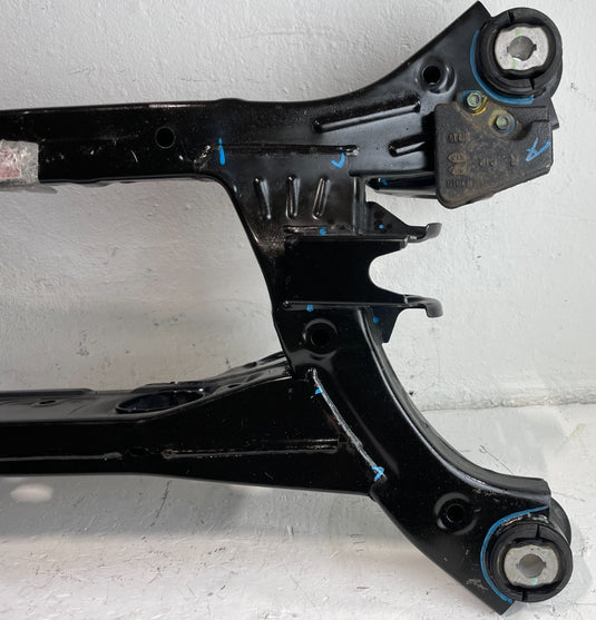 2021-2023 HYUNDAI SANTA FE FWD REAR SUBFRAME CROSSMEMBER CRADLE 2.5L