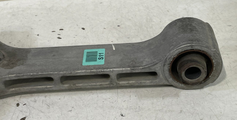Load image into Gallery viewer, 19-25 HYUNDAI SANTA FE PALISADE ENGINE MOTOR MOUNT TORQUE ARM ROLL ROD # 100850
