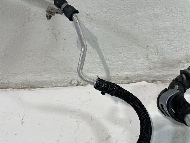Load image into Gallery viewer, 20-25 CADILLAC CT5 AC AIR CONDITIONING HEAT EXCHANER HOSE TUBE LINE 2.0L #105038

