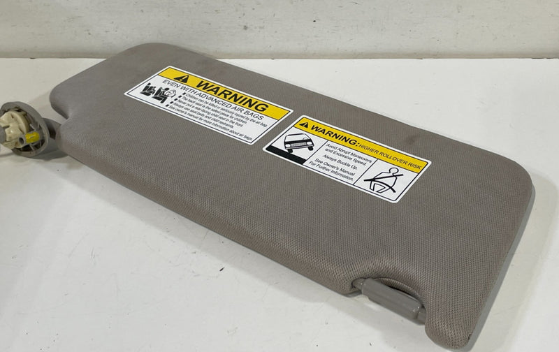 Load image into Gallery viewer, 2023 - 2025 HONDA HR-V EX-L FRONT LEFT DRIVER SIDE SUNVISOR SUN VISOR # 101630
