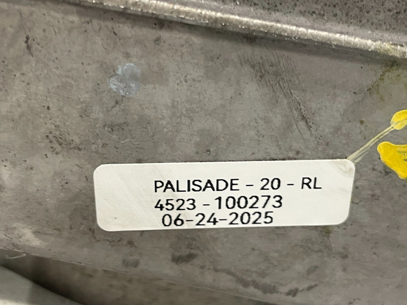 Load image into Gallery viewer, 2020-25 HYUNDAI PALISADE FWD REAR LEFT SPINDLE KNUCKLE W/O BEARING HUB # 100273
