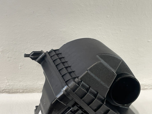 2020-2025 HYUNDAI PALISADE ENGINE AIR INTAKE CLEANER HOUSING BOX 3.8L