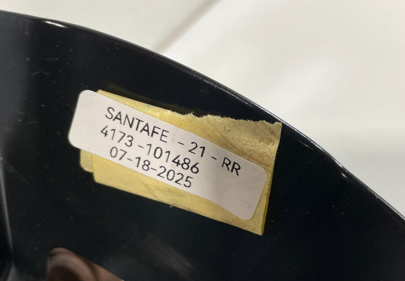 Load image into Gallery viewer, 21-23 HYUNDAI SANTA FE AWD REAR RIGHT SIDE SPINDLE KNUCKLE W/ BEARING HUB 101486

