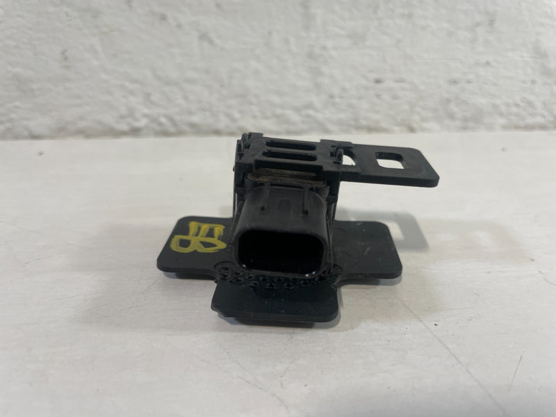 Load image into Gallery viewer, 2023-2025 ACURA INTEGRA BUMPER PDC PARKING ASSIST SENSOR HOLDER BRACKET # 104543
