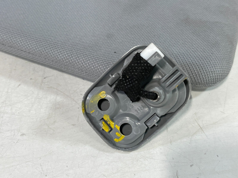 Load image into Gallery viewer, 20-25 HYUNDAI PALISADE FRONT RIGHT PASSENGER SIDE SUNVISOR SUN VISOR GREY 100808
