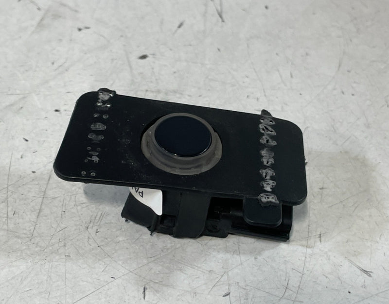 Load image into Gallery viewer, 2020 - 2022 HYUNDAI PALISADE REAR OUTER ULTRASONIC PARKING SENSOR BWS # 100232
