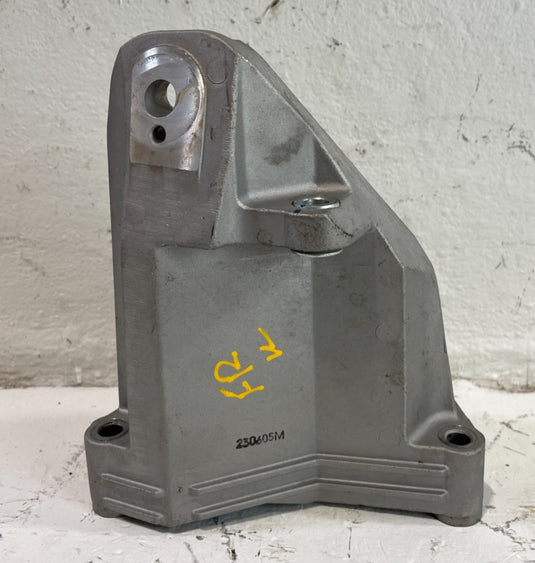 2019-2023 GENESIS G70 AWD FRONT RIGHT SIDE ENGINE MOUNT SUPPORT BRACKET
