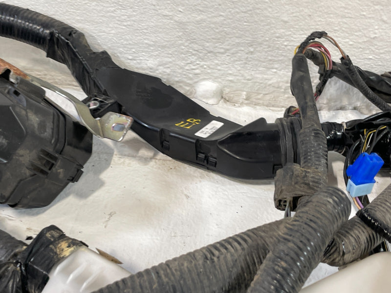 Load image into Gallery viewer, 2017 - 2019 INFINITI Q50 ENGINE ROOM BAY WIRE WIRING HARNESS 3.0L # 100441
