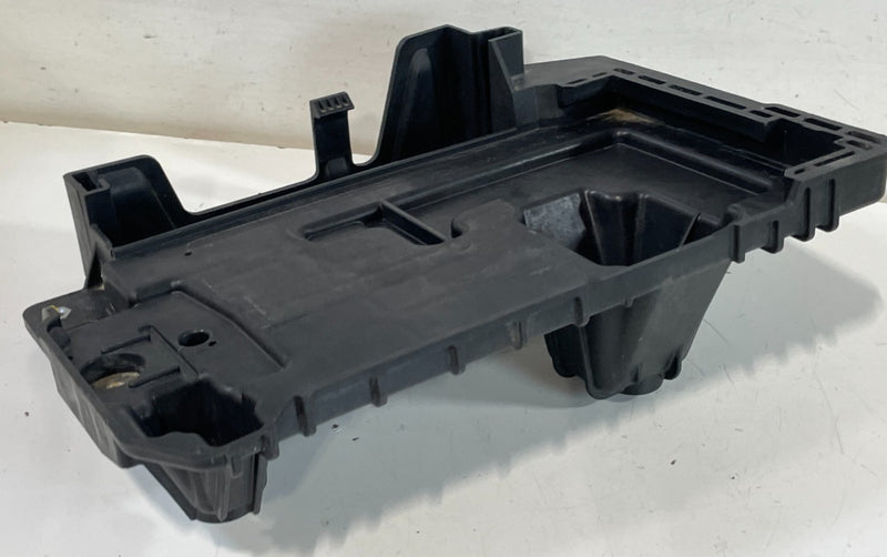 Load image into Gallery viewer, 2020 - 2022 HYUNDAI SONATA BATTERY TRAY LOWER HOLDER MOUNT BRACKET # 102037
