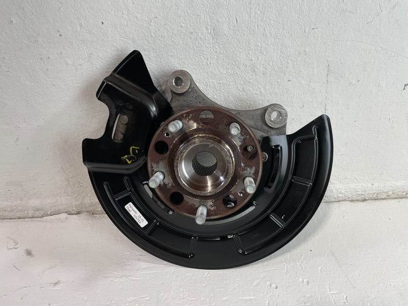 Load image into Gallery viewer, 2020-25 HYUNDAI PALISADE AWD FRONT LEFT SPINDLE KNUCKLE W/ BEARING HUB # 104754
