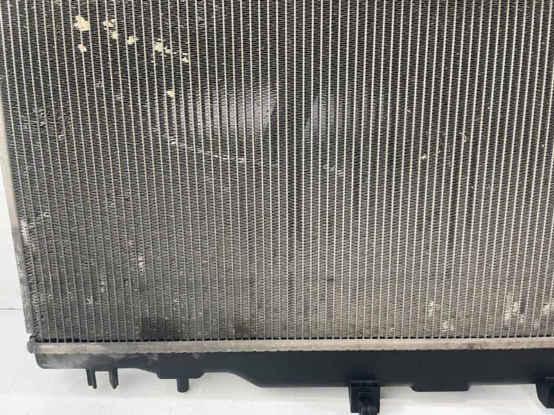 Load image into Gallery viewer, 2016 - 2022 HONDA HR-V RADIATOR ASSEMBLY AUTOMATIC TRANSMISSION 1.8L # 84763
