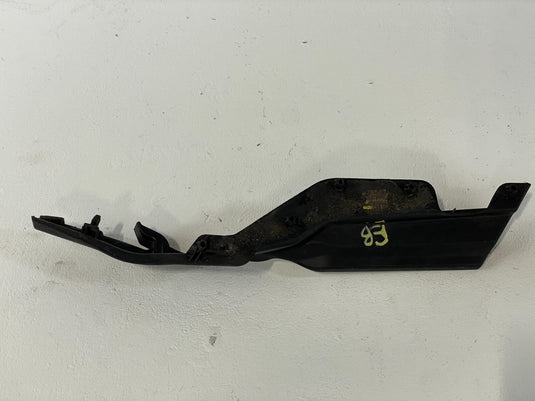 2016 - 2020 HONDA HR-V FRONT RIGHT PASSENGER SIDE WINDSHIELD TRIM BLACK