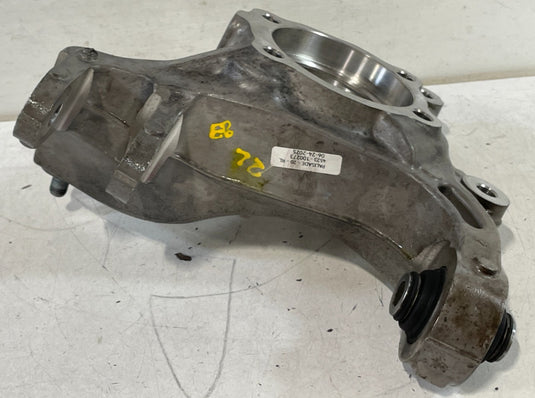 2020-25 HYUNDAI PALISADE FWD REAR LEFT SPINDLE KNUCKLE W/O BEARING HUB