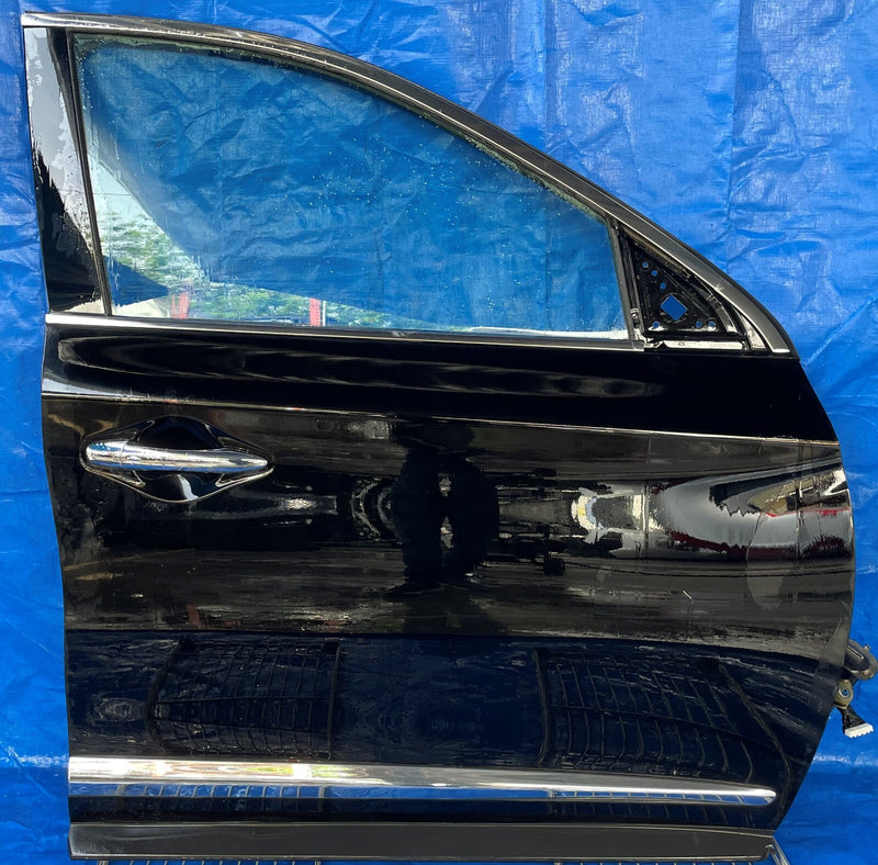 Load image into Gallery viewer, ⭐⭐2016 - 2020 INFINITI QX60 FRONT RIGHT SIDE DOOR ASSEMBLY BLACK # NB1-DRU1314⭐⭐
