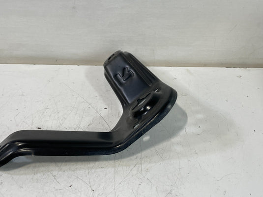 2021-2025 HYUNDAI TUCSON FRONT RIGHT SUBFRAME REARWARD SUPPORT BRACKET