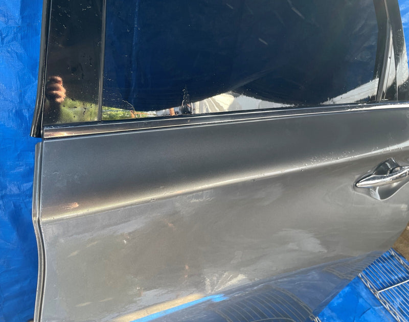 Load image into Gallery viewer, ⭐16-20 INFINITI QX60 REAR LEFT DRIVER SIDE DOOR ASSEMBLY GRAY KAD # NB1-DRU1486⭐
