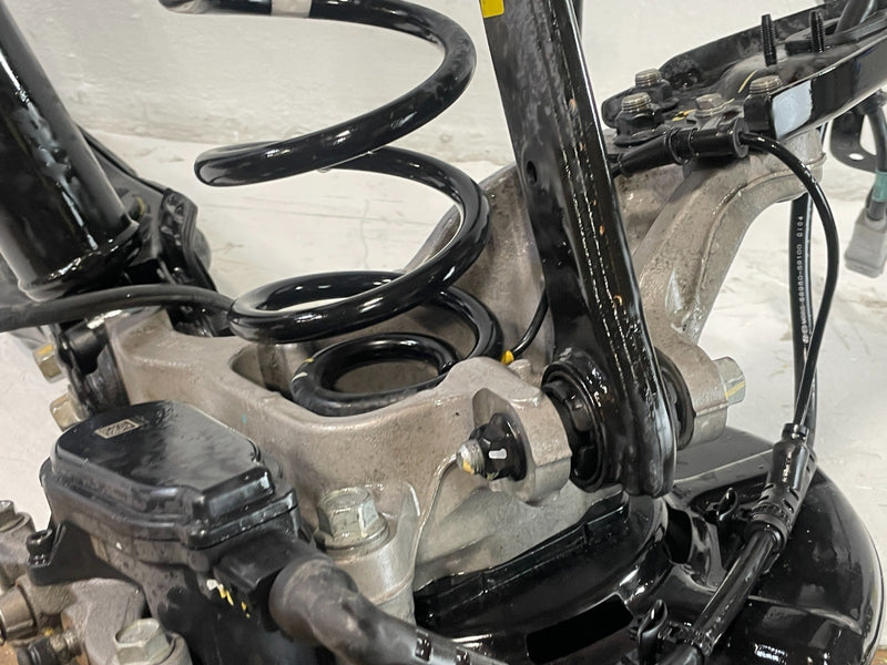 Load image into Gallery viewer, 2020-2022 HYUNDAI PALISADE FWD REAR RIGHT SUSPENSION KNEE ASSEMBLY 3.8L # 103657

