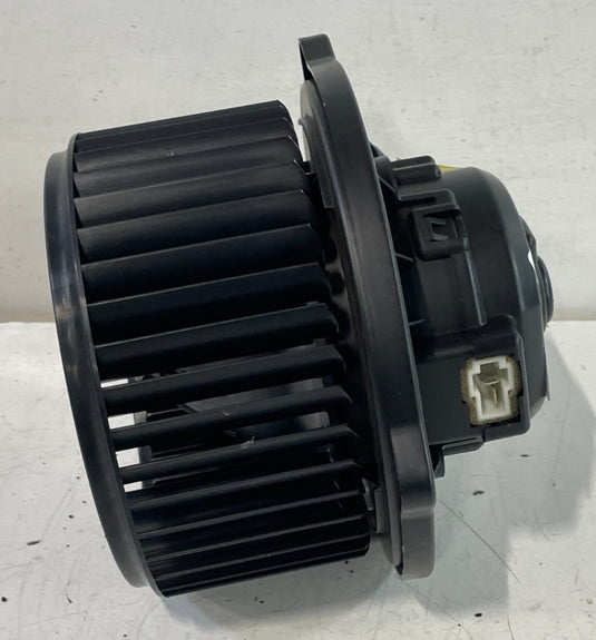 2022-2025 HYUNDAI PALISADE FRONT DASH AC A/C HEATER BLOWER W/ FAN MOTOR