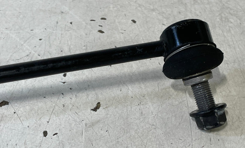 Load image into Gallery viewer, 2019 - 2025 GENESIS G70 RWD FRONT RIGHT SIDE STABILIZER SWAY BAR END LINK 100966
